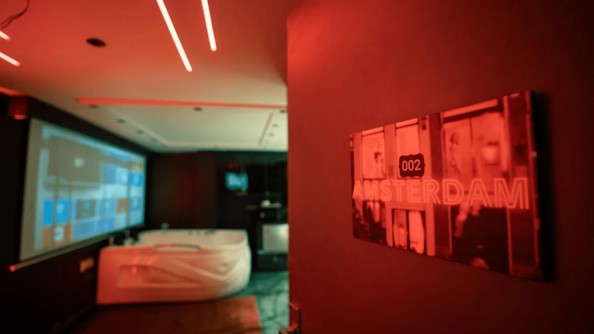 Orsom Stays Sassy - Sector 42 Gurgaon