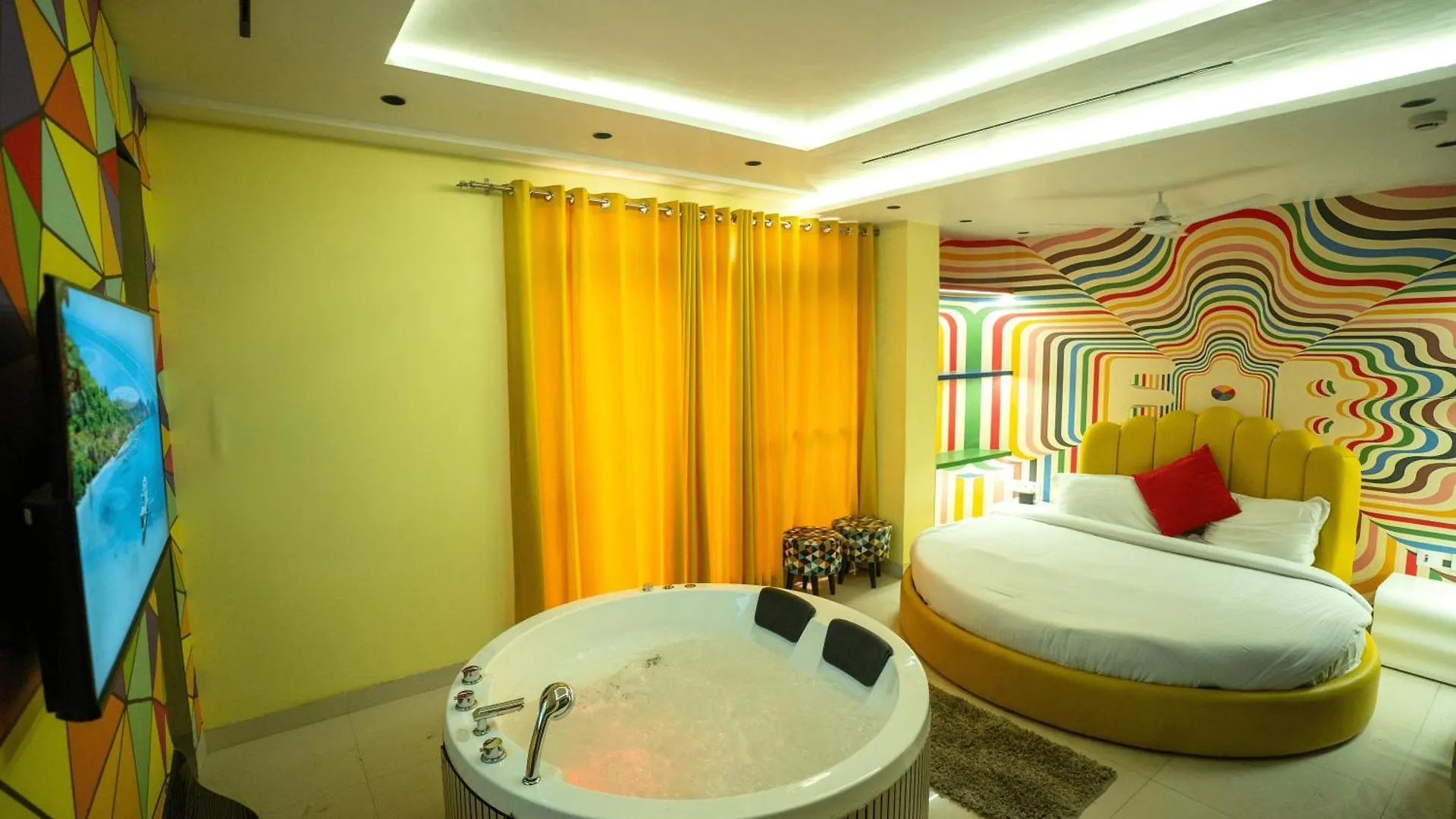 Orsom Stays Sassy - Sector 42 Gurgaon Hotel