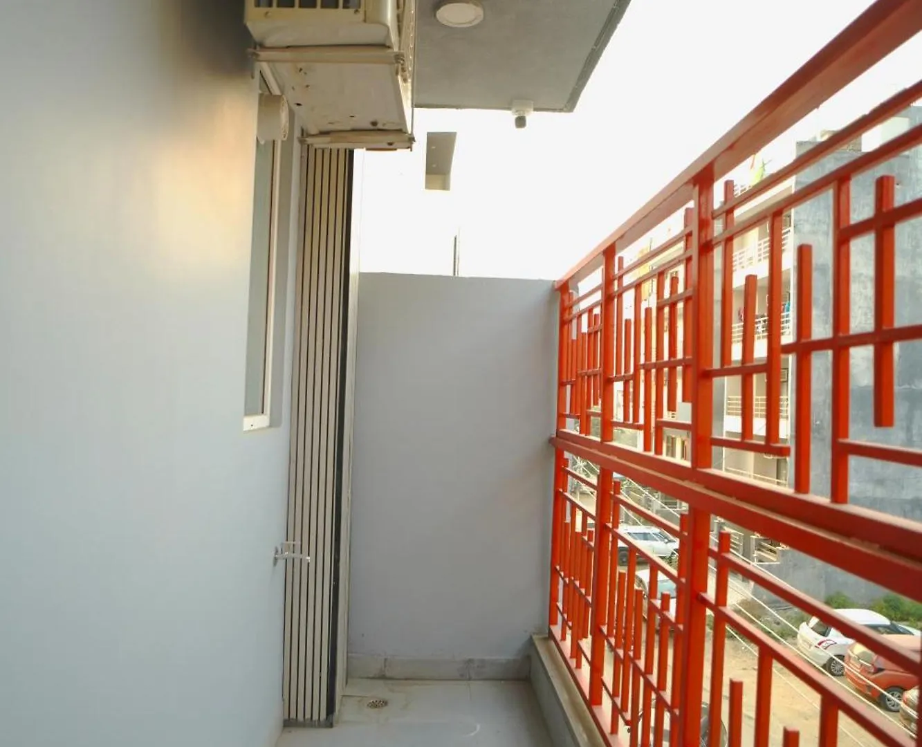 Hotel Orsom Stays Sassy - Sector 42 Gurgaon
