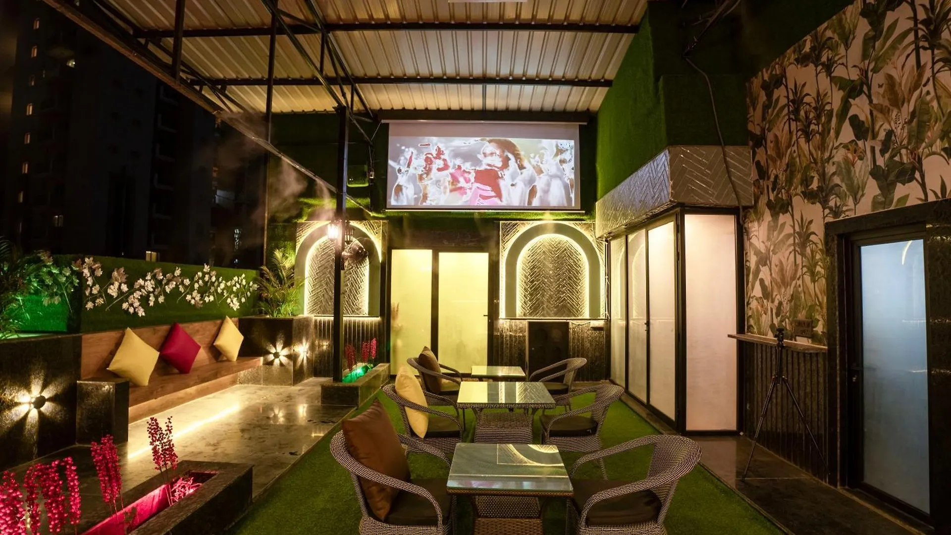 Orsom Stays Sassy - Sector 42 Gurgaon